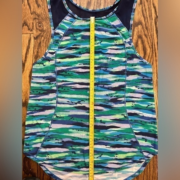 Lululemon Scuplt Tank with Back Vent - Picture 5 of 9